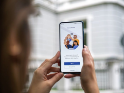 Pierwsze kroki z Microsoft Teams – obejrzyj nasz poradnik