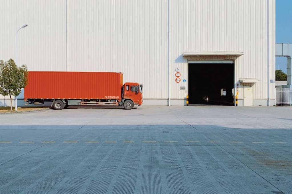 Start using the potential of location monitoring with Resco Routes